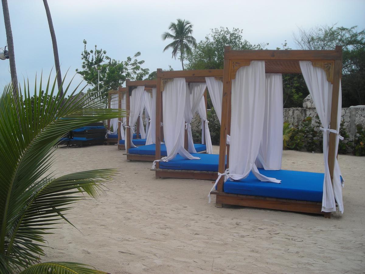 Titty'S Paradise Bayahibe Buitenkant foto